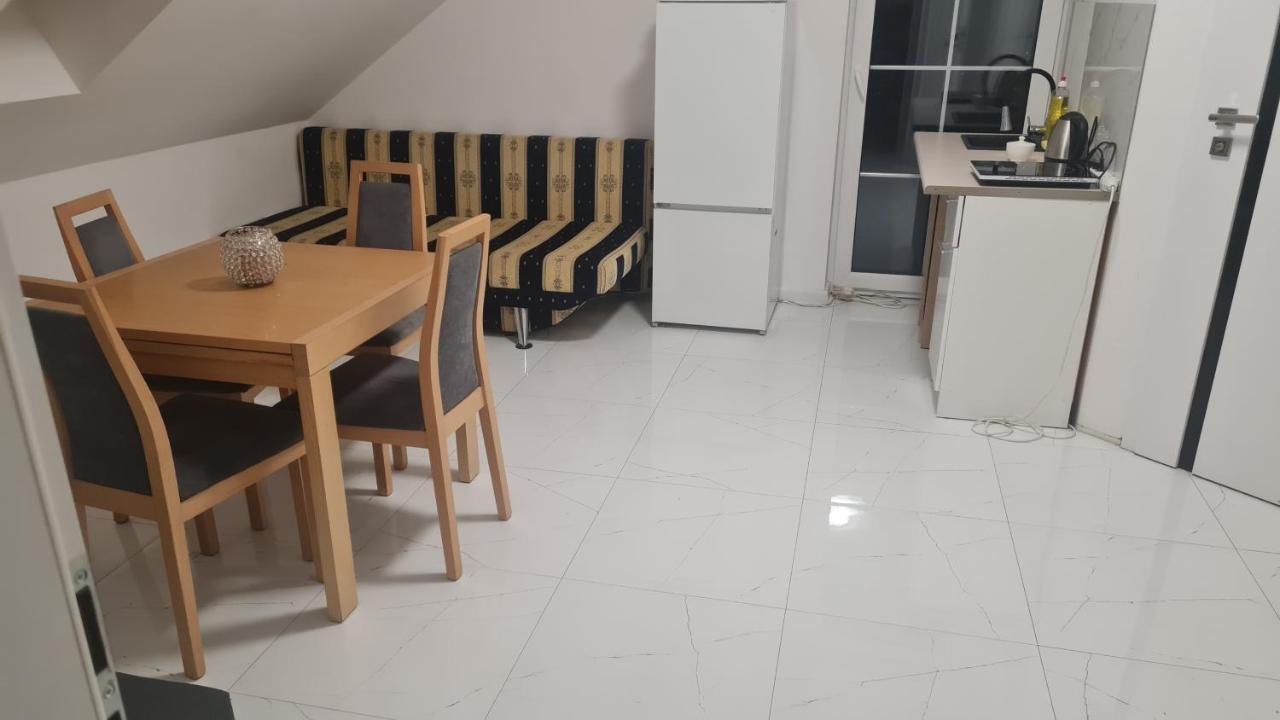 Naworol 5 Apartment ชเตชชิน ภายนอก รูปภาพ